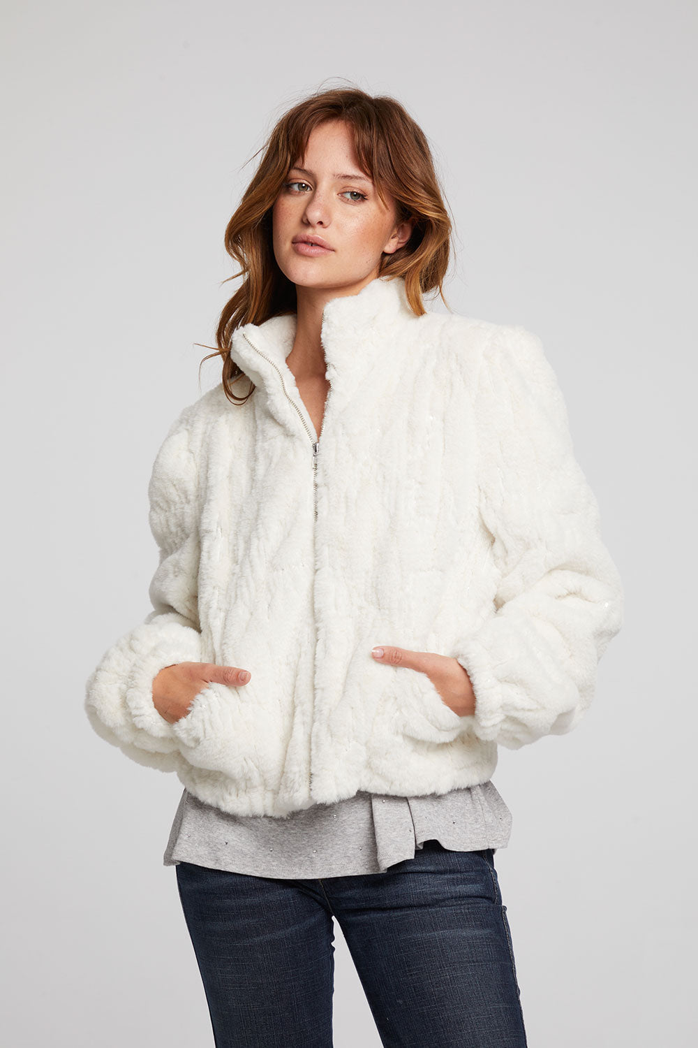chaser-starry-white-faux-fur-jacket-03