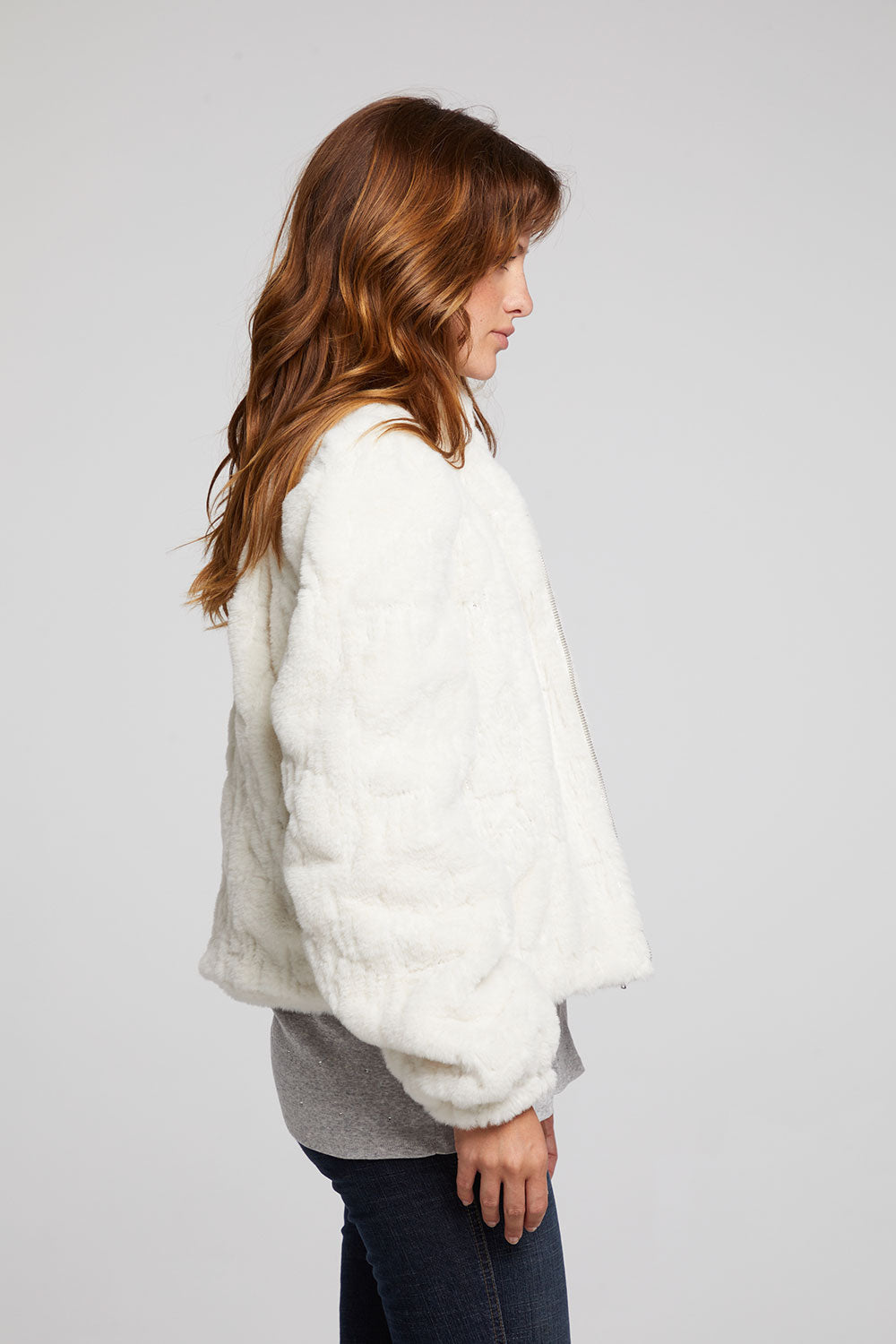 chaser-starry-white-faux-fur-jacket-05