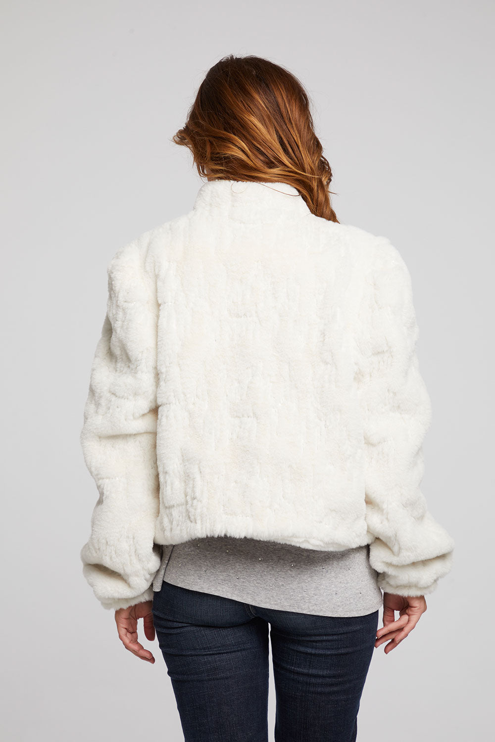 chaser-starry-white-faux-fur-jacket-06