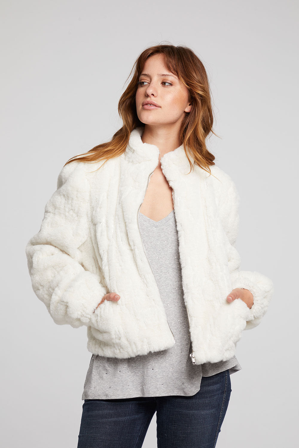 chaser-starry-white-faux-fur-jacket-07