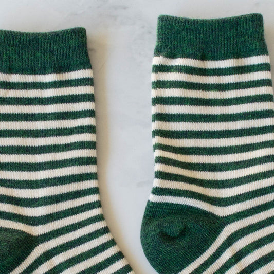 Thin Stripe Casual Socks - Olive Green - Detail