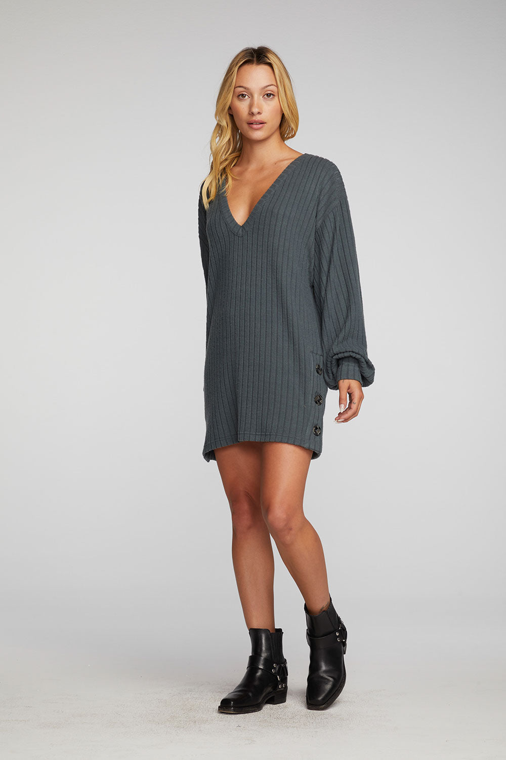 chaser-coda-tunic-charcoal-front-pose