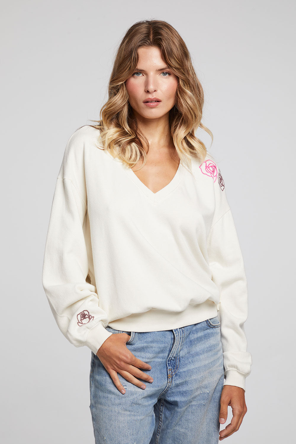 Chaser Embroidery Roses Pullover 