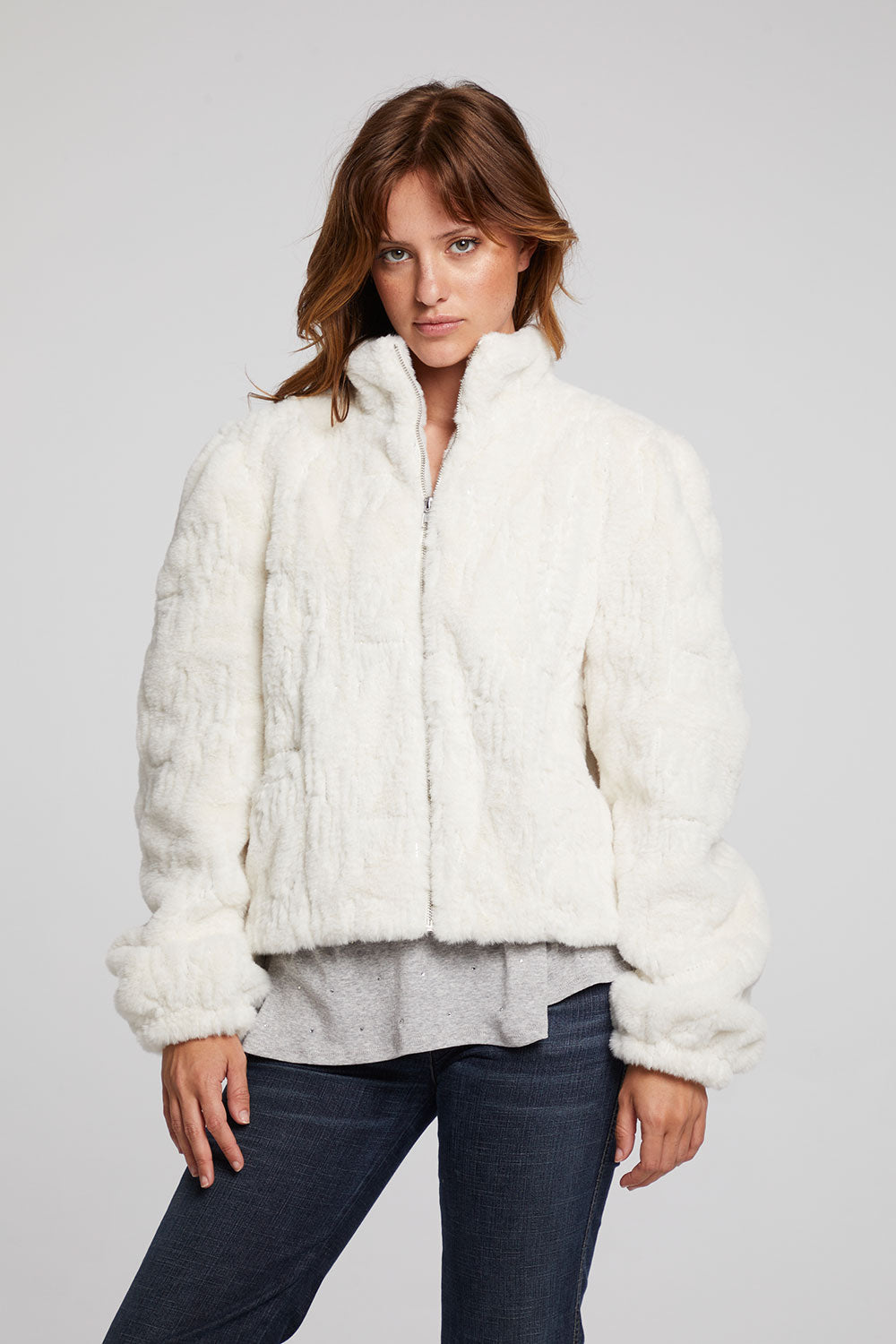 chaser-starry-white-faux-fur-jacket-04